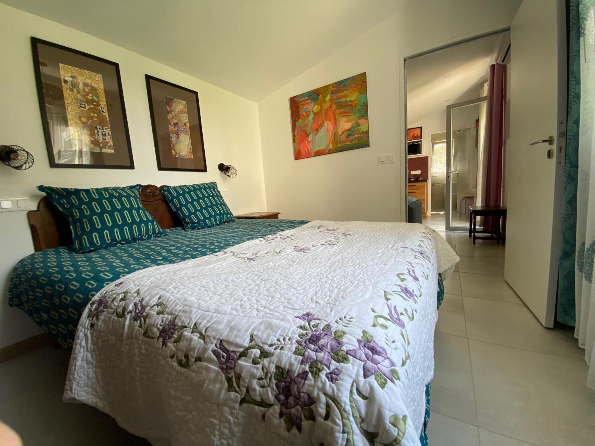 Apartment Maisonnette De Jardin Marseilles